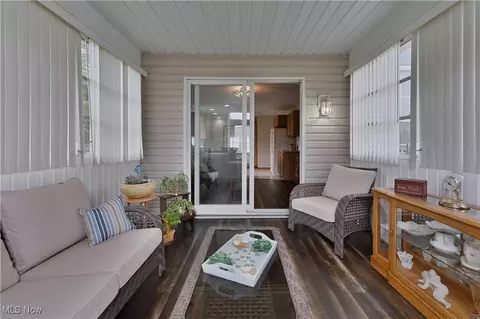 Exterior - 7876 Walnut St #B, Boardman, OH 44512 photo 3 of 8