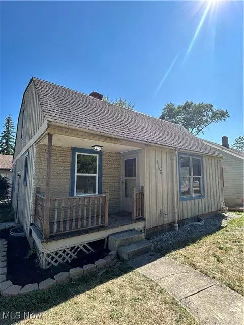 21860 Louis Rd, Bedford Heights, OH 44146