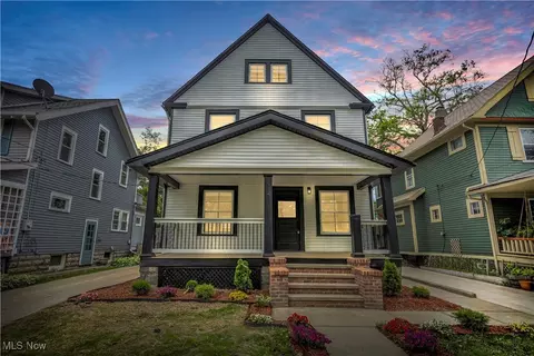 1654 Wagar Ave, Lakewood, OH 44107