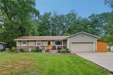 3687 Brookside Dr, Norton, OH 44203