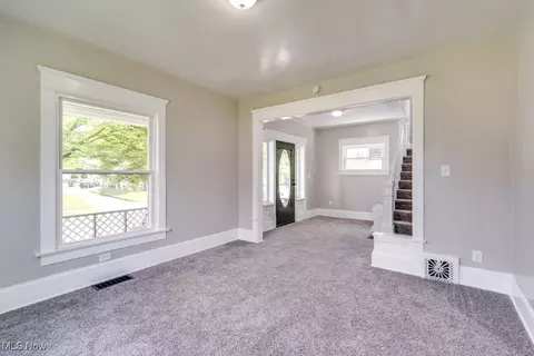 1017 Smith Ave SW, Canton, OH 44706 photo 5