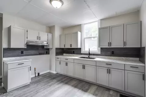 1017 Smith Ave SW, Canton, OH 44706 photo 14