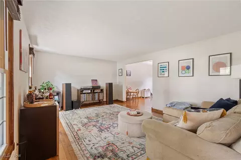 6985 Eastham Cir NW, Canton, OH 44708 photo 7