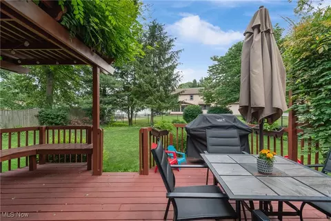 6985 Eastham Cir NW, Canton, OH 44708 photo 4