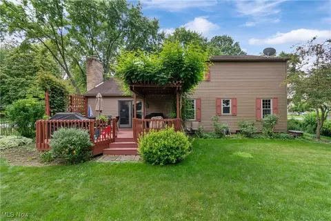 6985 Eastham Cir NW, Canton, OH 44708 photo 3