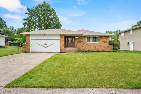 4363 Tamarack Dr, Parma, OH 44134