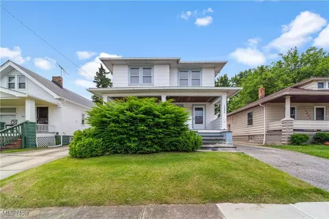 10808 Park Heights Ave, Garfield Heights, OH 44125