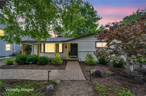 3221 Columbia Rd, Westlake, OH 44145