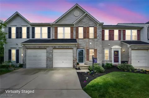 103 Ledgestone Ct, Berea, OH 44017