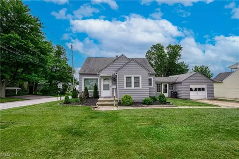 810 Indian Trl, Akron, OH 44314