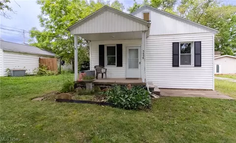 5458 Ridgewood, Lorain, OH 44055