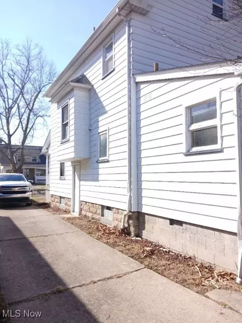 Other - 1954 Everett Ave, Youngstown, OH 44514 photo 1 of 10