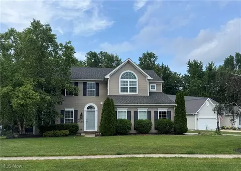 37086 Tail Feather Dr, North Ridgeville, OH 44039