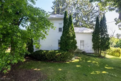 225 Burbank St, Creston, OH 44217