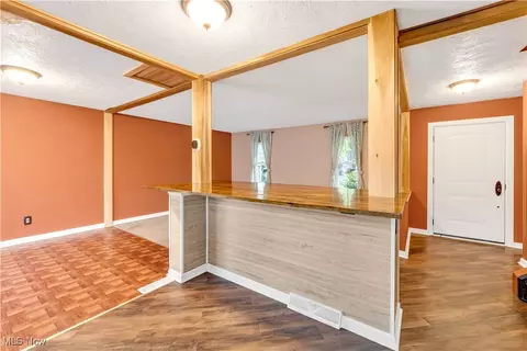 931 Howard St, Elyria, OH 44035 photo 12