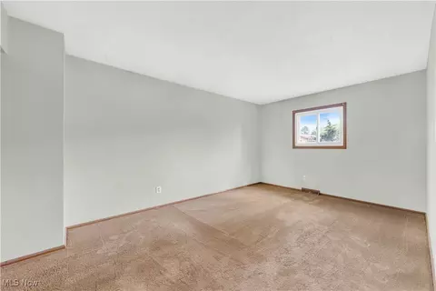 931 Howard St, Elyria, OH 44035 photo 25