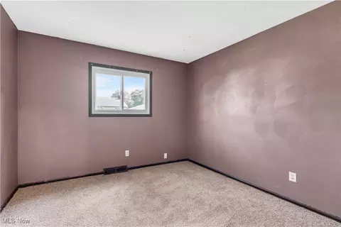 931 Howard St, Elyria, OH 44035 photo 29