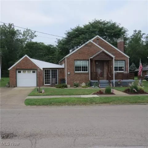 117 Morges Rd, Malvern, OH 44644