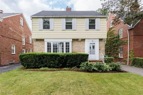 3966 Lansdale Rd, University Heights, OH 44118