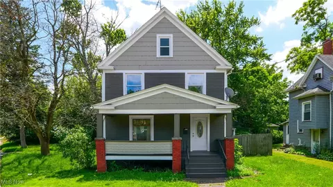 417 Vienna Ave, Niles, OH 44446