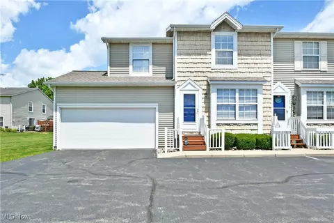 3189 Woodland Trl #A, Cortland, OH 44410