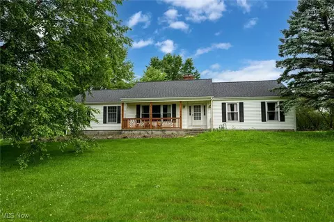 6111 State Route 82, Hiram, OH 44234