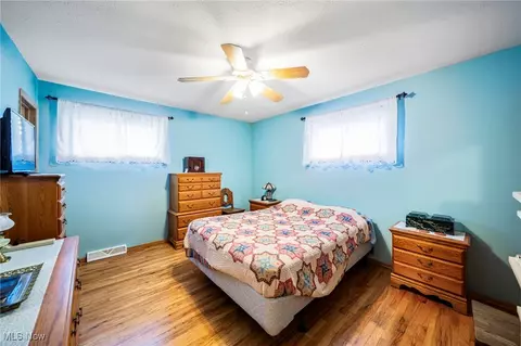 30888 Harrison Rd, Wickliffe, OH 44092 photo 15