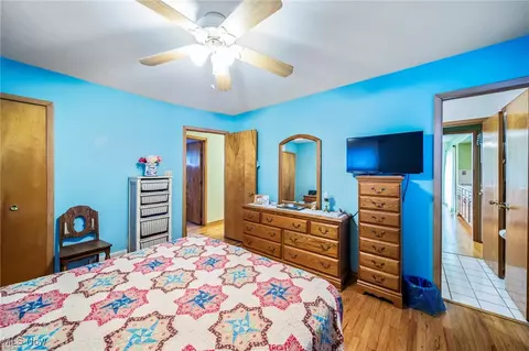 30888 Harrison Rd, Wickliffe, OH 44092 photo 17