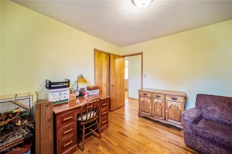30888 Harrison Rd, Wickliffe, OH 44092 photo 13
