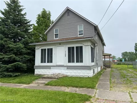 1122 W 17th St, Lorain, OH 44052