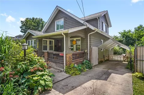 380 Ruckel Rd, Akron, OH 44305