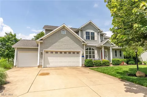 7319 Bentham Cir NW, North Canton, OH 44720