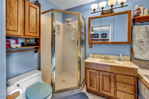 4500 E River Rd, Sheffield Village, OH 44054 photo 33