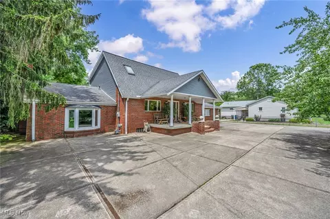 4500 E River Rd, Sheffield Village, OH 44054 photo 2