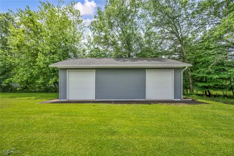 4500 E River Rd, Sheffield Village, OH 44054 photo 10