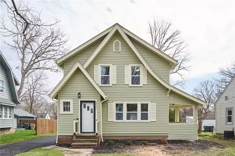 2231 16th St, Cuyahoga Falls, OH 44223