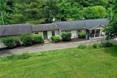 14843 Township Road 211, Lakeville, OH 44638