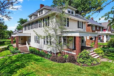 3025 Meadowbrook Blvd, Cleveland Heights, OH 44118