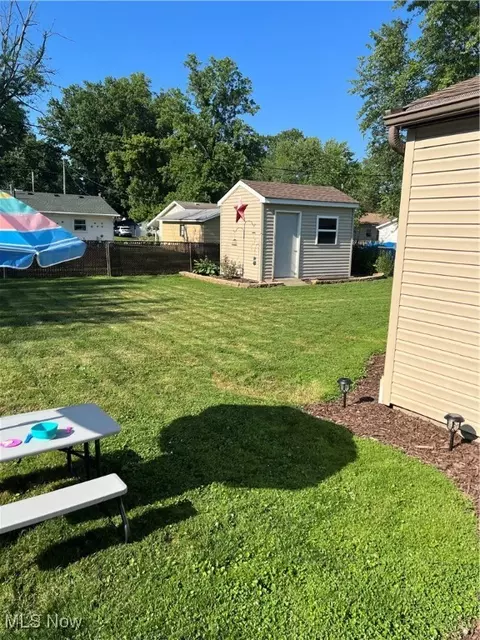 Exterior - 538 Stanford Ave, Elyria, OH 44035 photo 4 of 6