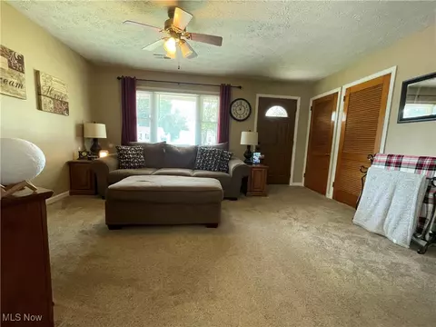 Living - 538 Stanford Ave, Elyria, OH 44035 photo 1 of 1
