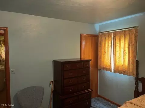 Bedroom - 1527 Difford, Niles, OH 44446 photo 4 of 4