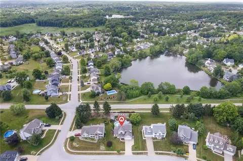 3100 Ravineview Cir, Stow, OH 44224 photo 2