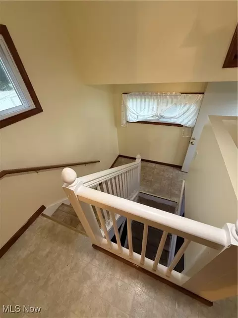Entry Way - 126 Boardman Blvd, Boardman, OH 44512 photo 1 of 1