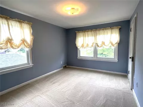 308 Valleyview Ave NW, Canton, OH 44708 photo 15