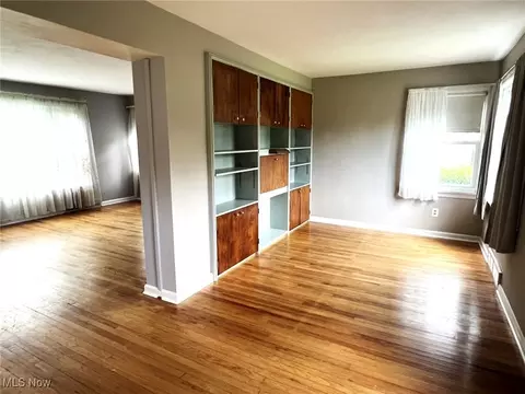 308 Valleyview Ave NW, Canton, OH 44708 photo 8