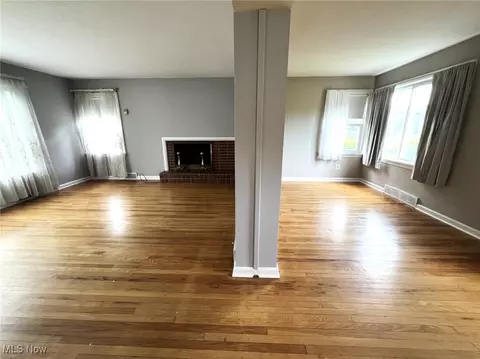 308 Valleyview Ave NW, Canton, OH 44708 photo 7