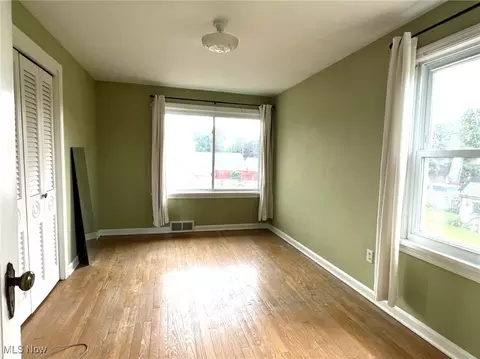 308 Valleyview Ave NW, Canton, OH 44708 photo 14