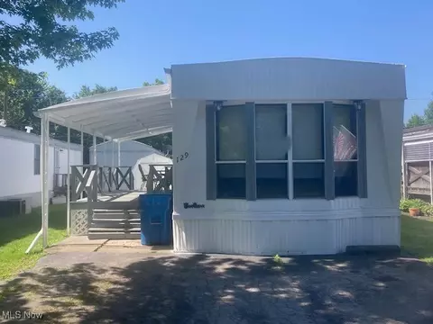 129 Bennett, Vienna, OH 44473