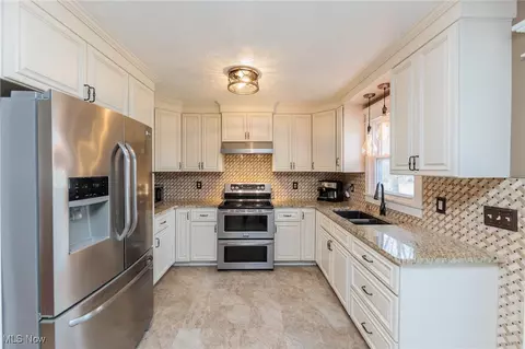 9807 Church St, Huron, OH 44839 photo 7