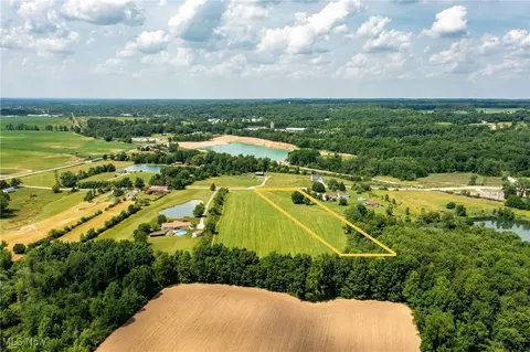 Seville Road, Lodi, OH 44254